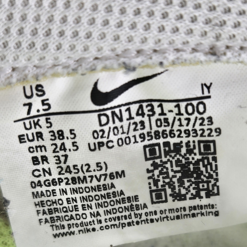 Nike Wome's W Dunk Low DN1431-100 White Size 7.5 - Picture 8 of 8